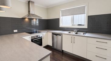 unit 1 / 39 Bells Parade, Somerset