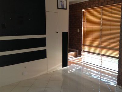 1 / 85 Addison Avenue, Lake Illawarra