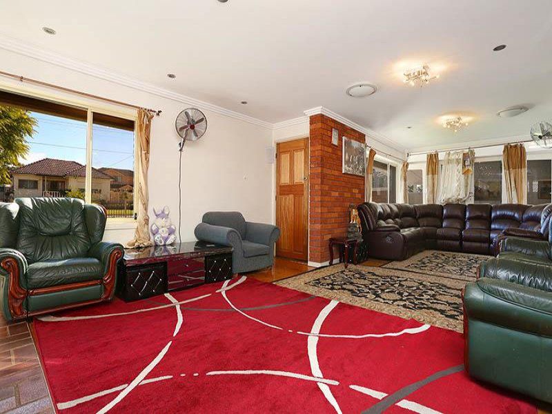 64 Webster Avenue, Lurnea