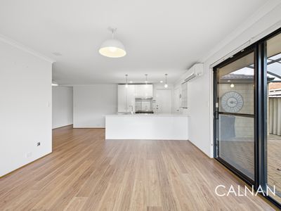 8A Bradshaw Crescent, Manning