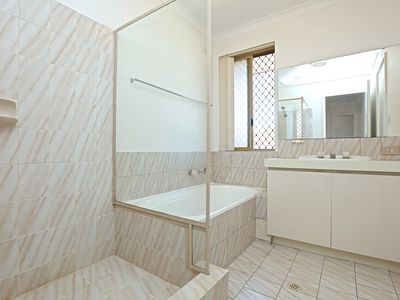 2/27 Drabble Road, Scarborough