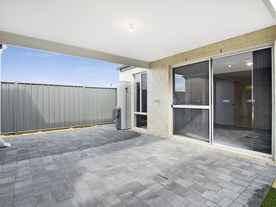 40 Linksman Parade, Yanchep