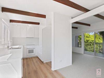 329 Tuggerawong Road, Tuggerawong