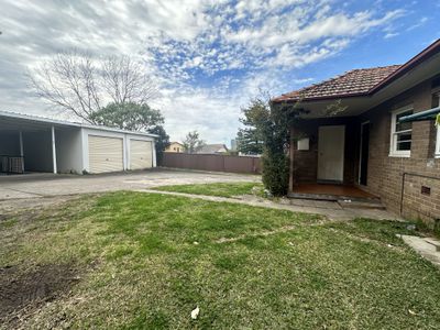 16 Ralph Street, Westmead