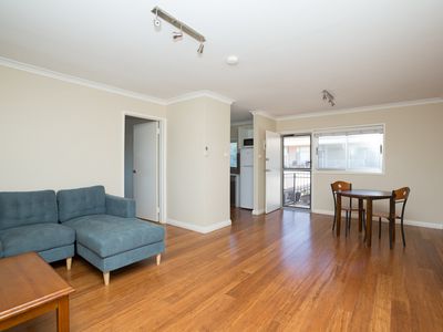 8 / 4 Clam Court, South Hedland