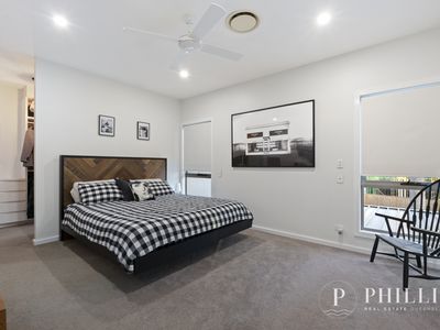 7842 Pavilions Close, Hope Island