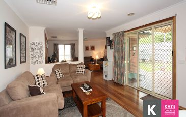 21 Grange Circuit, Beaconsfield