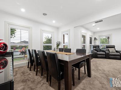 31 Hunt Club Boulevard, Cranbourne East
