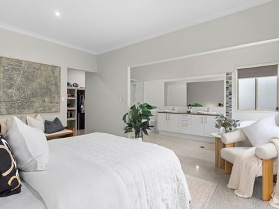 89 Watervale Parade, Wakerley