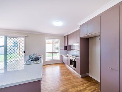 41-43 Rosella Parade, Kingaroy