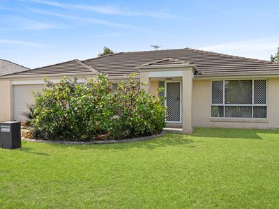 2 Coffey Court, Beachmere