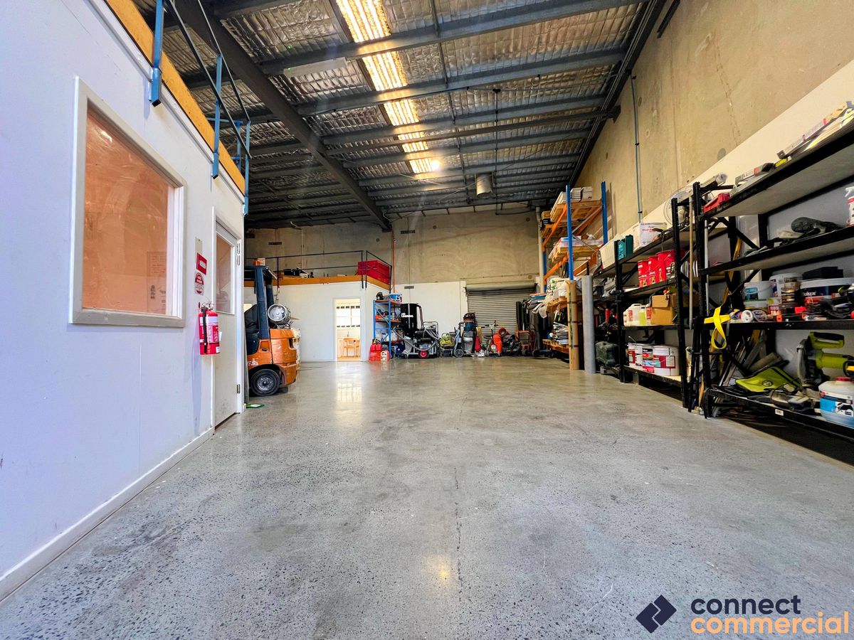 4 / 12 Township Drive, Burleigh Heads