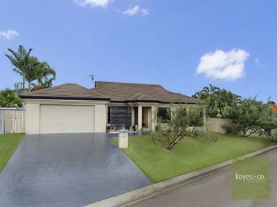 24 La Trobe Close, Douglas