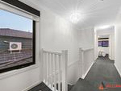 11 Dodd Lane, Epping