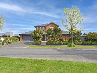 37 Mcmahon Drive, Aidanfield
