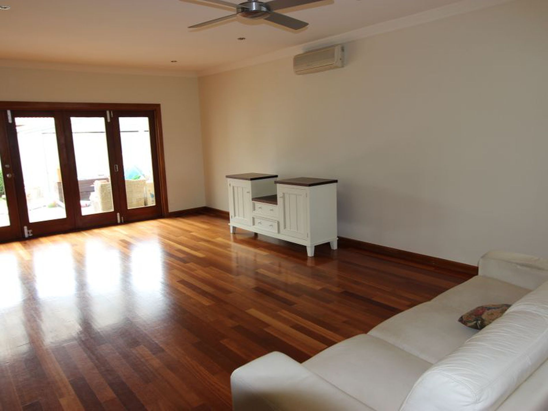 6 Roscommon Place, Herne Hill