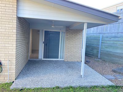 1 / 2a Groeschel Court, Goodna