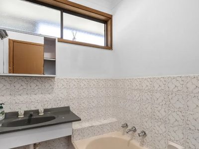 4 Oshannessy Street, Pakenham