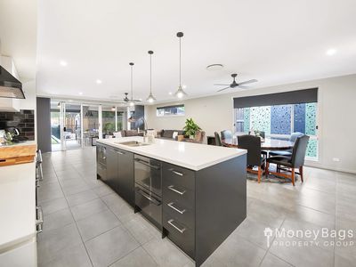 49 Portree Loop, Jimboomba