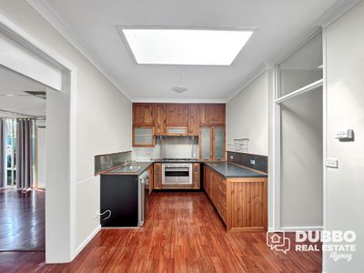 427 Wheelers Lane, Dubbo