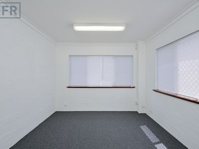4/32 Crompton Road, Rockingham