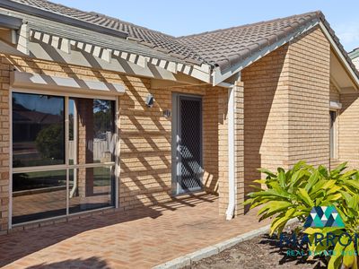 12 Bindoo Rise, Woodvale