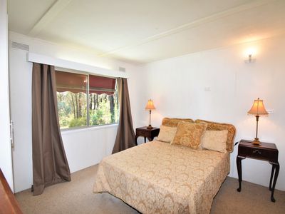243 North Road, Chiltern