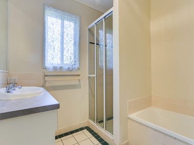 9 / 3 ROSEGUM PLACE, Redbank Plains