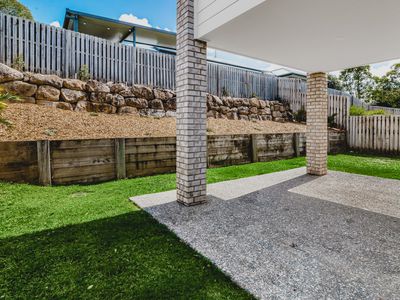 27 Chrome Drive, Pimpama