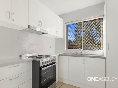 16 / 6 Eyre Place, Warrawong