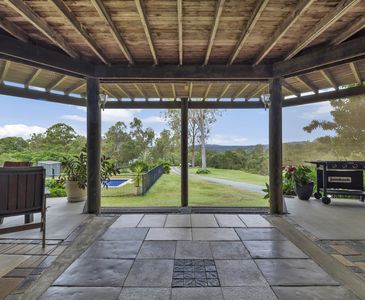 5 Christine Drive, Eatons Hill