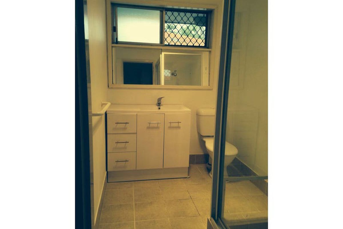 545 High Road, Parkwood