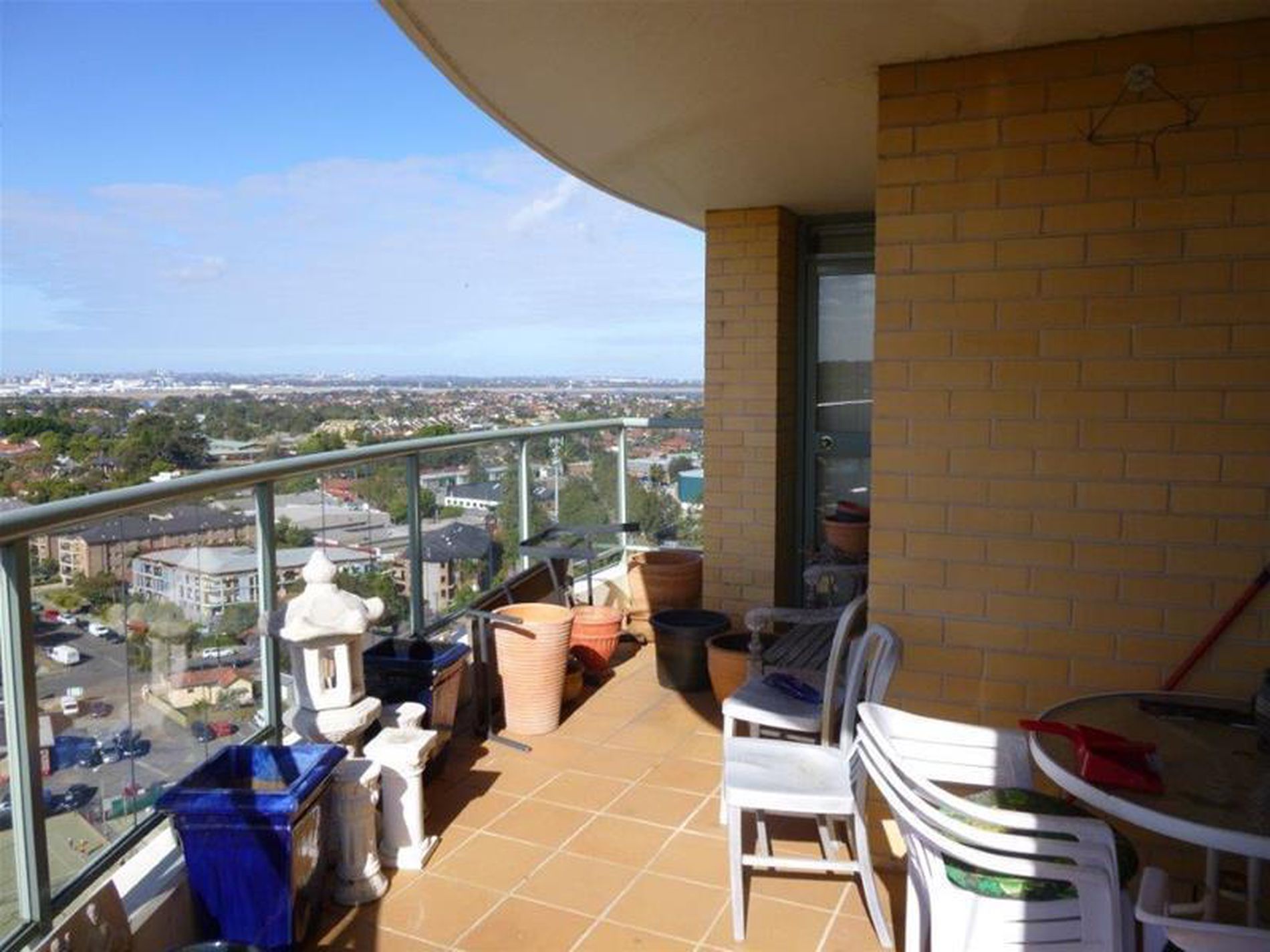 1610 / 5 Rockdale Plaza Drive, Rockdale