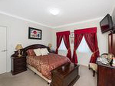 14 / 21 Southmead Green, Erskine