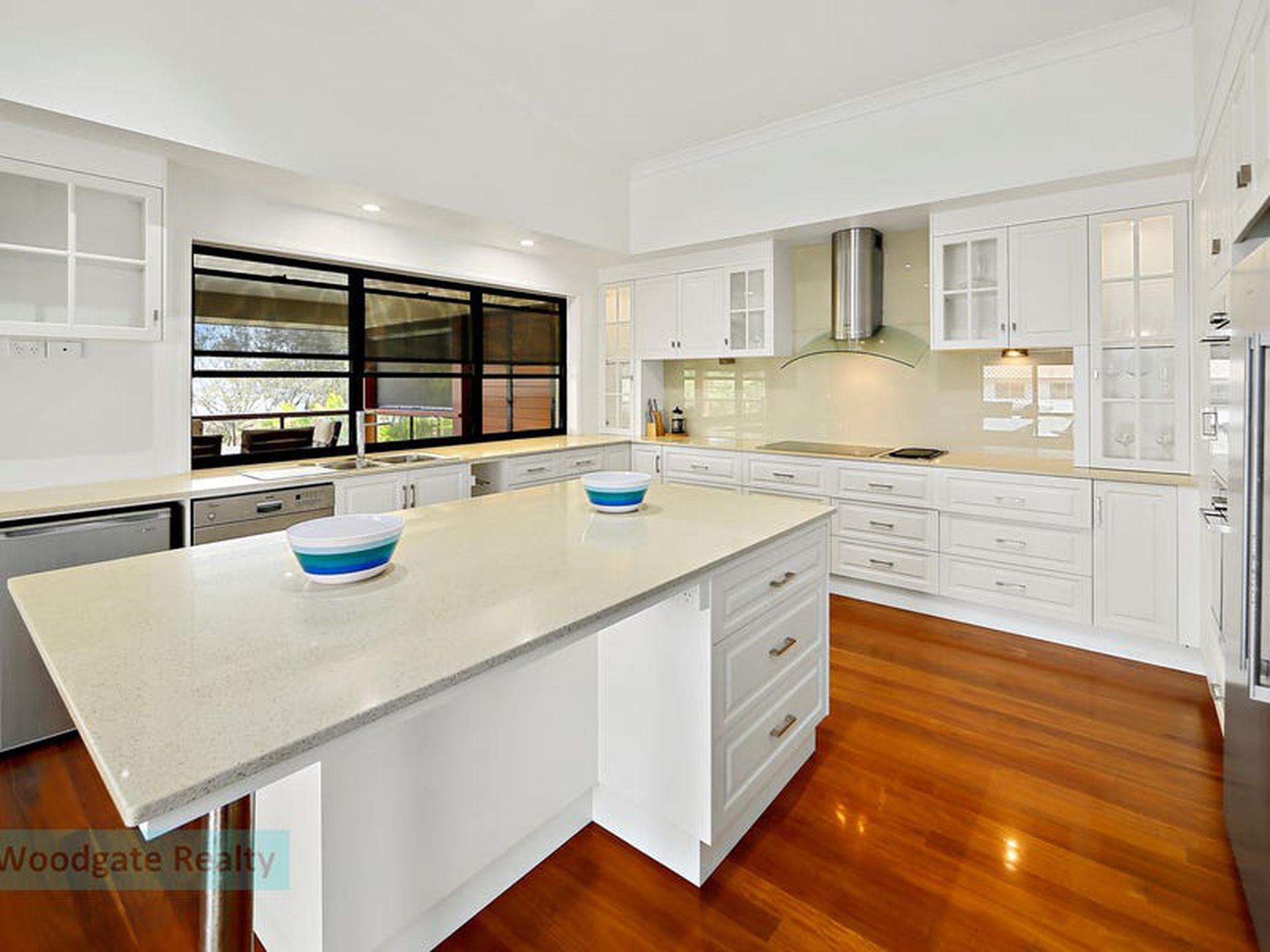 31 Esplanade, Woodgate