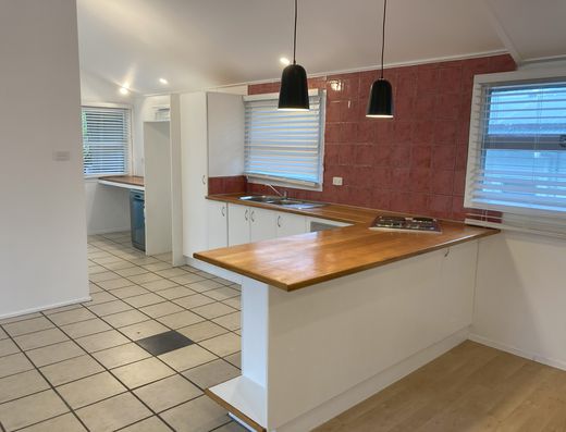 Tewantin house for rent - UNFURNISHED image 6