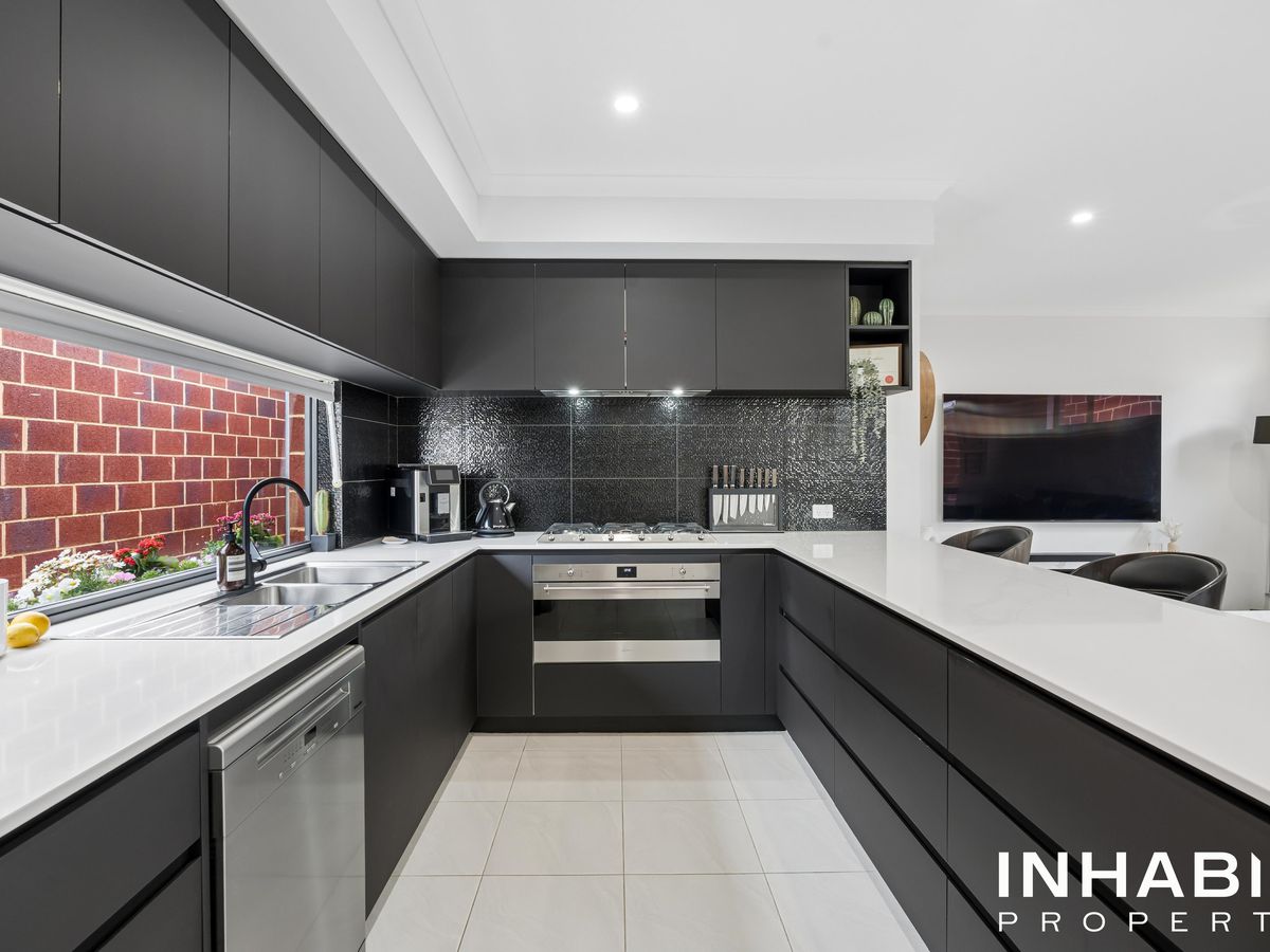 32 Reilly Way, Greenwood - Image 1