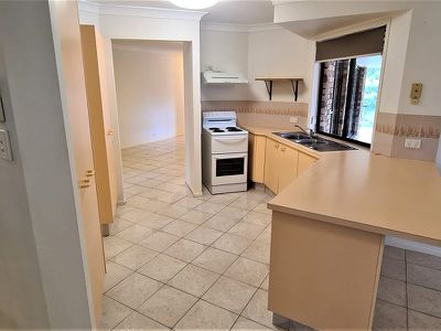 43 Passerine Drive, Rochedale South