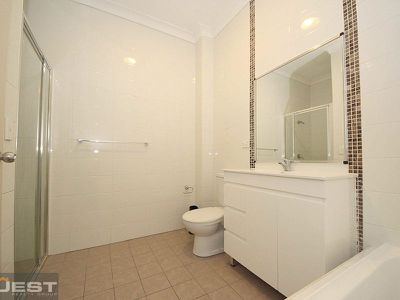 6 / 25 Brunker Road, Yagoona