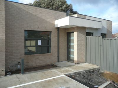 10 / 25 Deutgam Street, Werribee