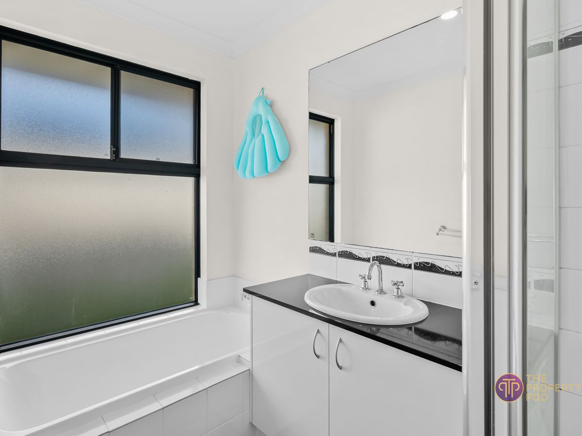 42 Firebrand Grove, Baldivis