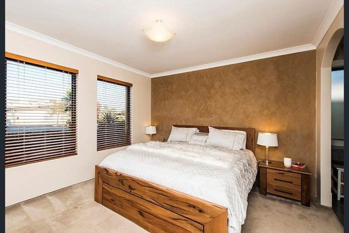 12 Brenchley Drive, Atwell