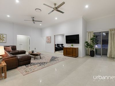 38 Wilga Drive, Bunya