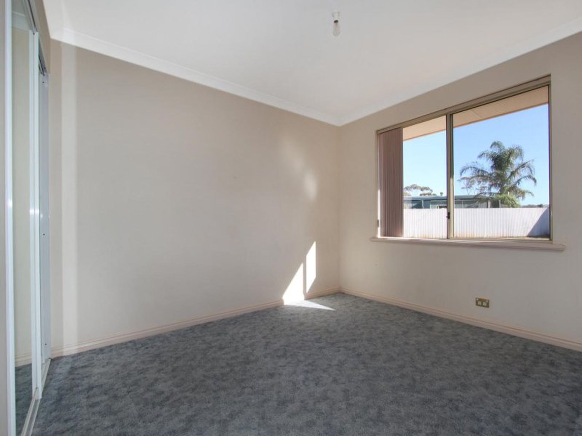 4 McGillivray Crescent, Somerville