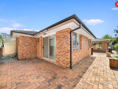 85 EDINBURGH CIRCUIT, Cecil Hills