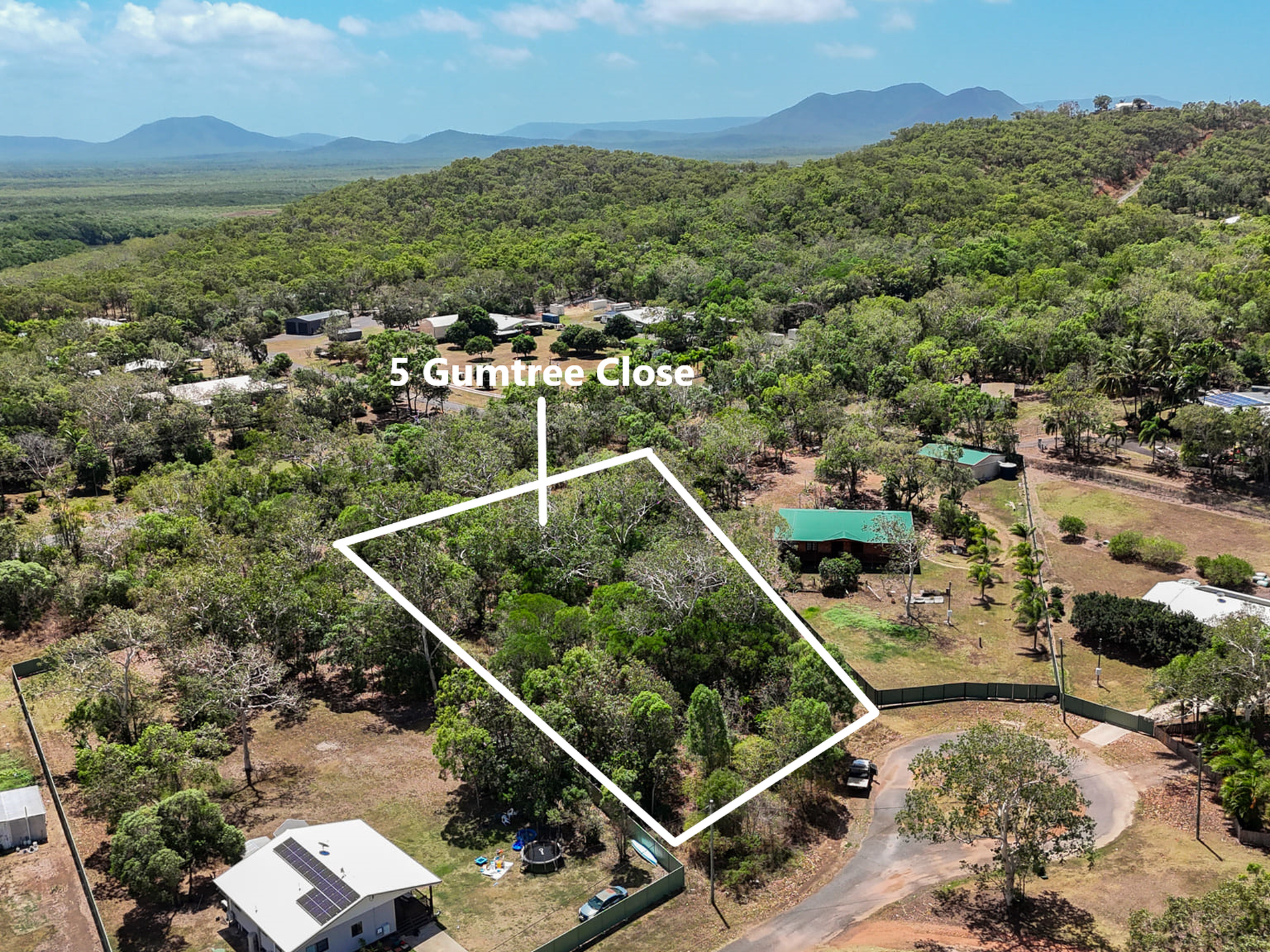 5 Gum Tree Close, Cooktown