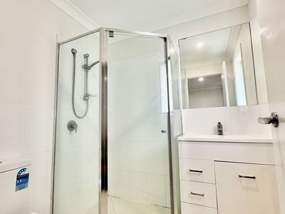 2 / 6 Karto Street, Cambooya