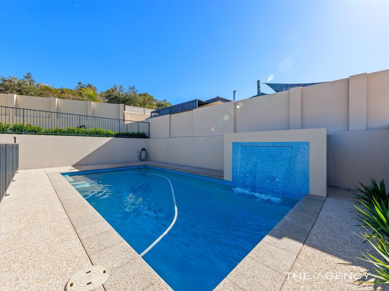 5 Sumich Gardens, Coogee