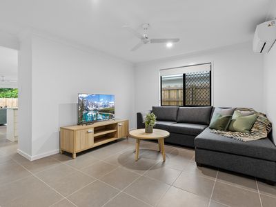 43 Trevi Circuit, Logan Reserve