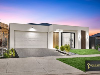 10 CORMAC WAY, Beveridge